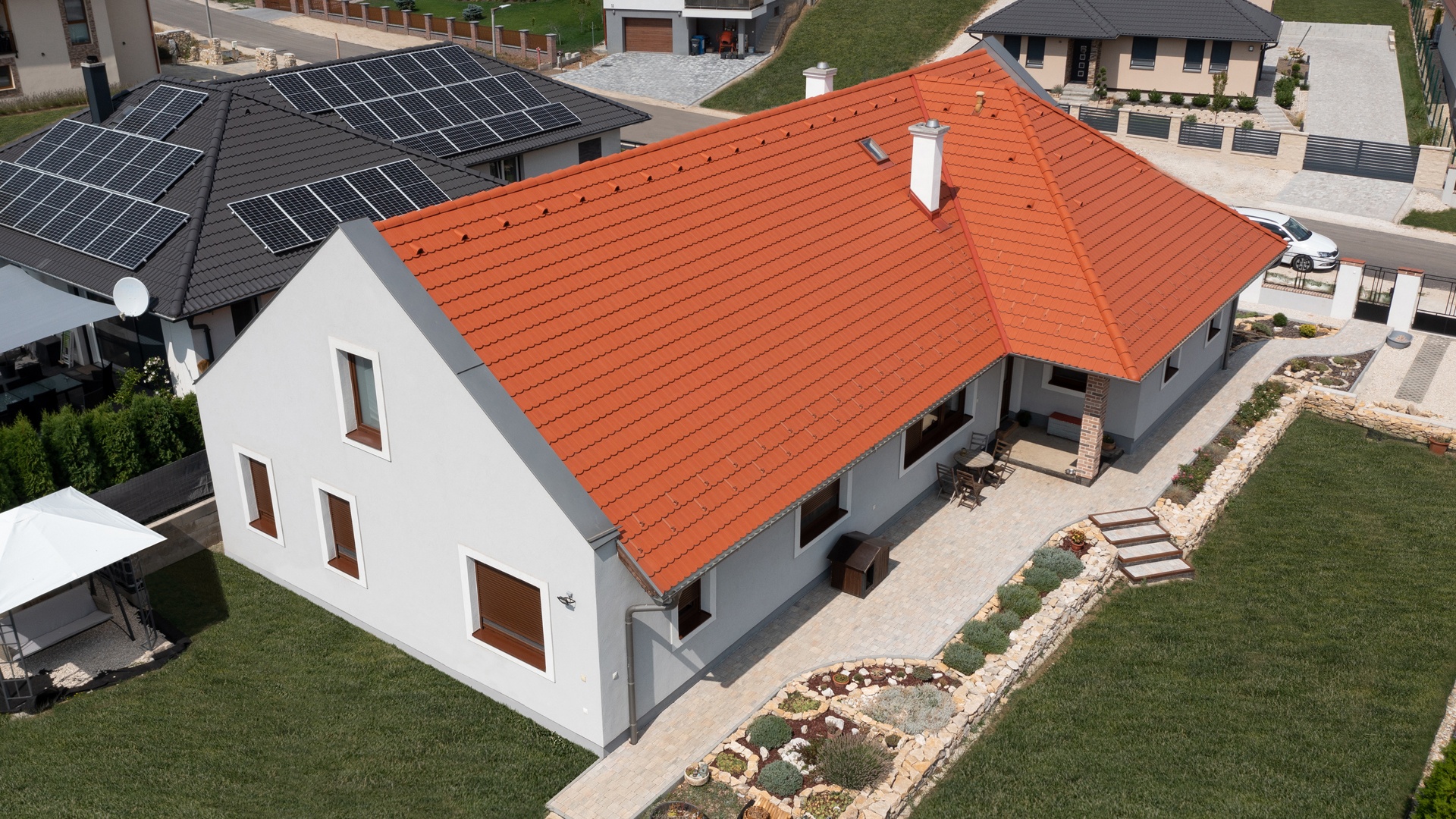 Terrán-Rundo Tégla